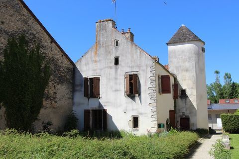   Dpt C�te d'Or (21), � vendre VEUVEY SUR OUCHE (21) Ancien Presbyt�re 9 pi�ces sur 398 m� de terrain Maison - 9 pi�ce(s) - 163 m�