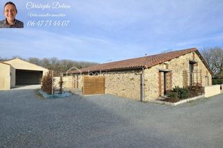  Remise / Grange � vendre 10 pi�ces 231 m�