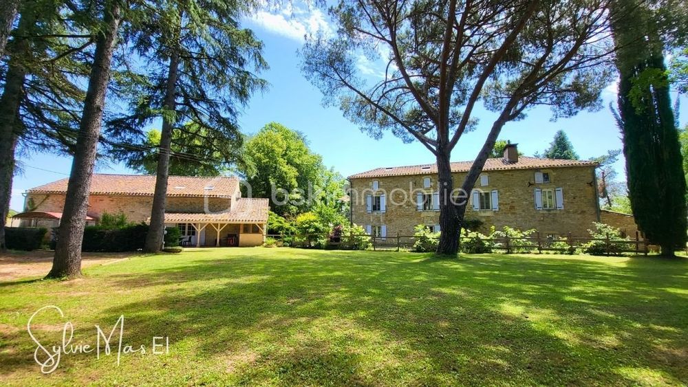 � vendre  Propri�t�/ch�teau Duravel (46700)