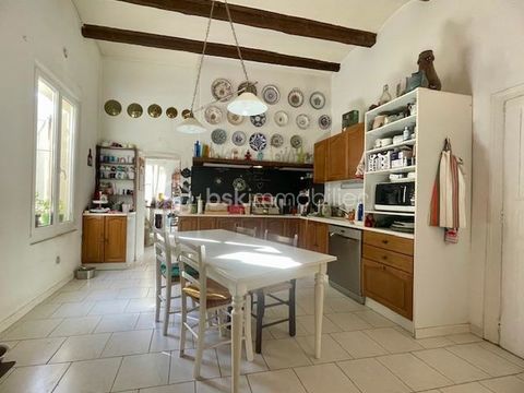   Maison de Ma�tre au Coeur du village Propri�t�/ch�teau - 7 pi�ce(s) - 210 m�