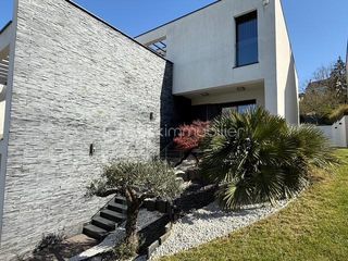  Maison � vendre 7 pi�ces 264 m�