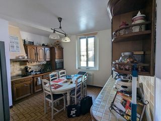  Immeuble � vendre 13 pi�ces 279 m�