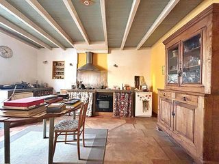  Maison � vendre 7 pi�ces 250 m�