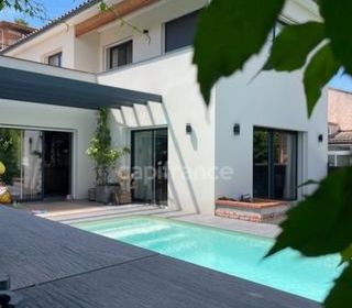  Maison � vendre 7 pi�ces 204 m�