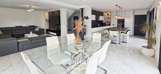  Villa � vendre 5 pi�ces 165 m�