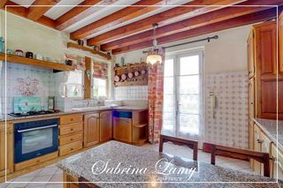  Propri�t�/ch�teau � vendre 10 pi�ces 214 m�