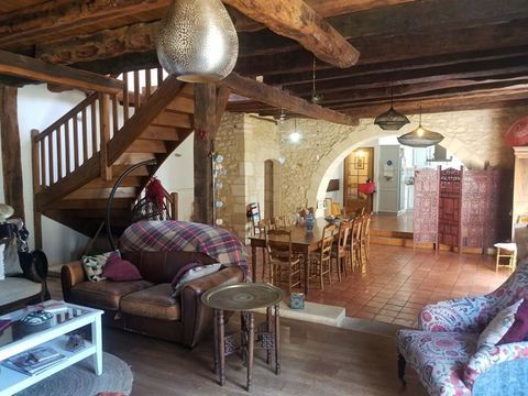   Maison de village Montignac Lascaux 6 pi�ce(s) 195 m2 Maison - 6 pi�ce(s) - 195 m�