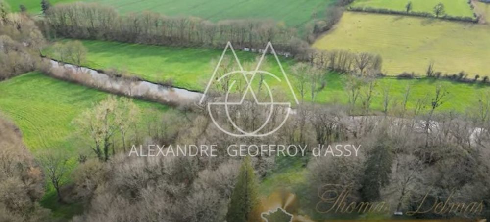 � vendre  Propri�t�/ch�teau Saint-Sauvant (86600)