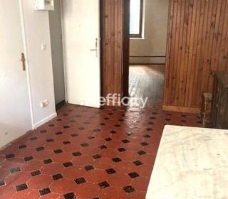  Immeuble � vendre 135 m�