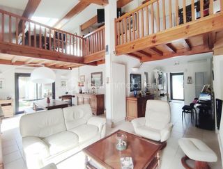  Villa � vendre 6 pi�ces 204 m�