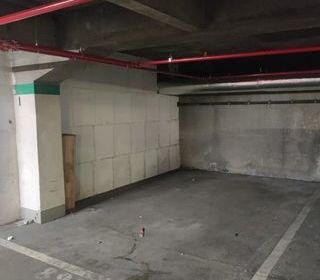  Parking / Garage � vendre 15 m�