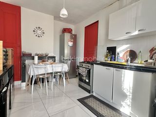  Immeuble � vendre 8 pi�ces 165 m�