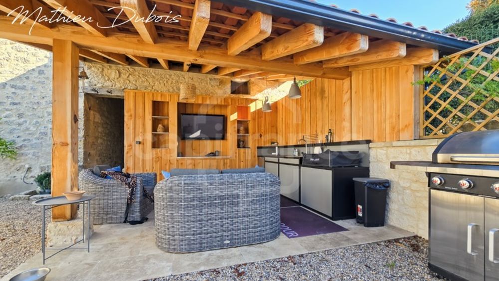 � vendre  Propri�t�/ch�teau Issigeac (24560)