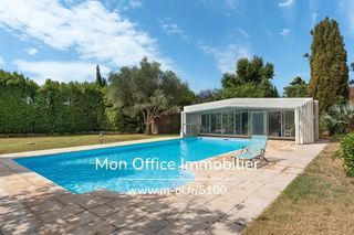  Propri�t�/ch�teau � vendre 5 pi�ces 205 m�