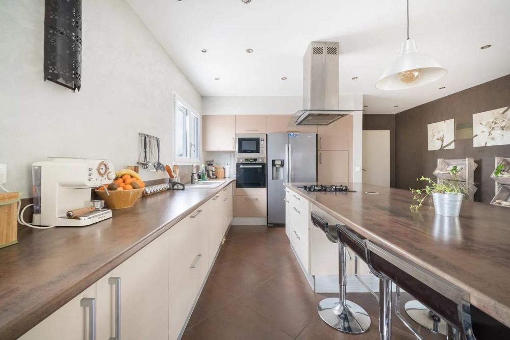 � vendre  Villa Villeveyrac (34560)