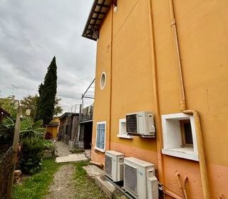  Immeuble � vendre 15 + pi�ces 254 m�