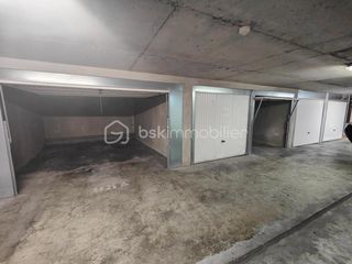 Parking / Garage � vendre 12 m�