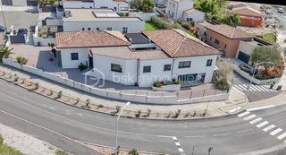  Maison � vendre 8 pi�ces 247 m�