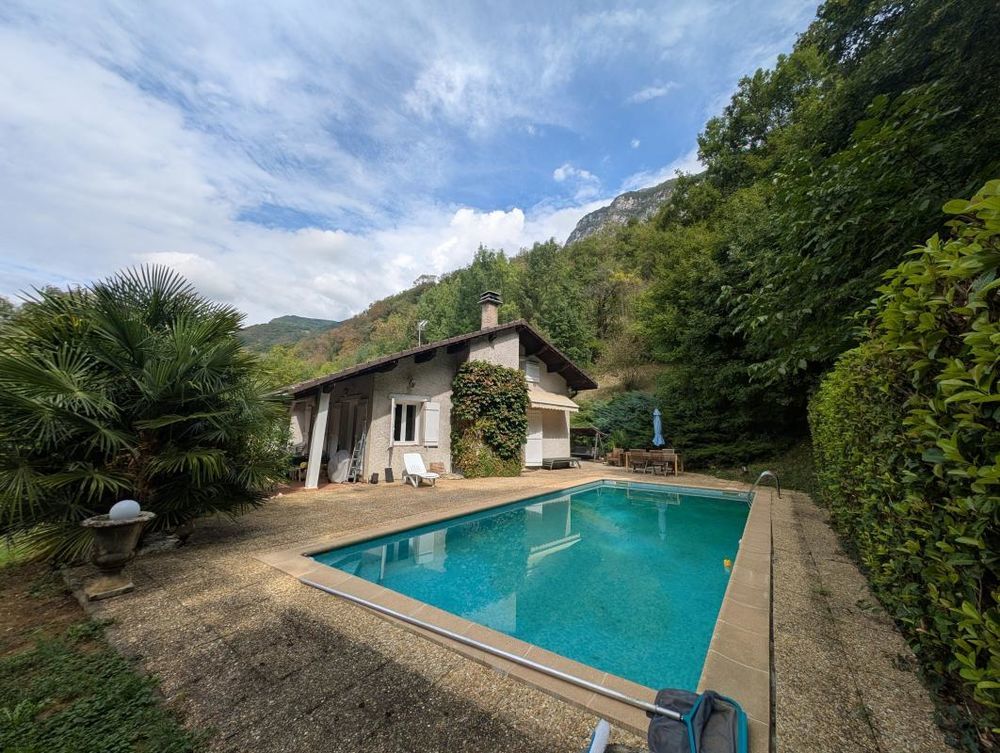 � vendre  Villa Fontanil-Cornillon (38120)