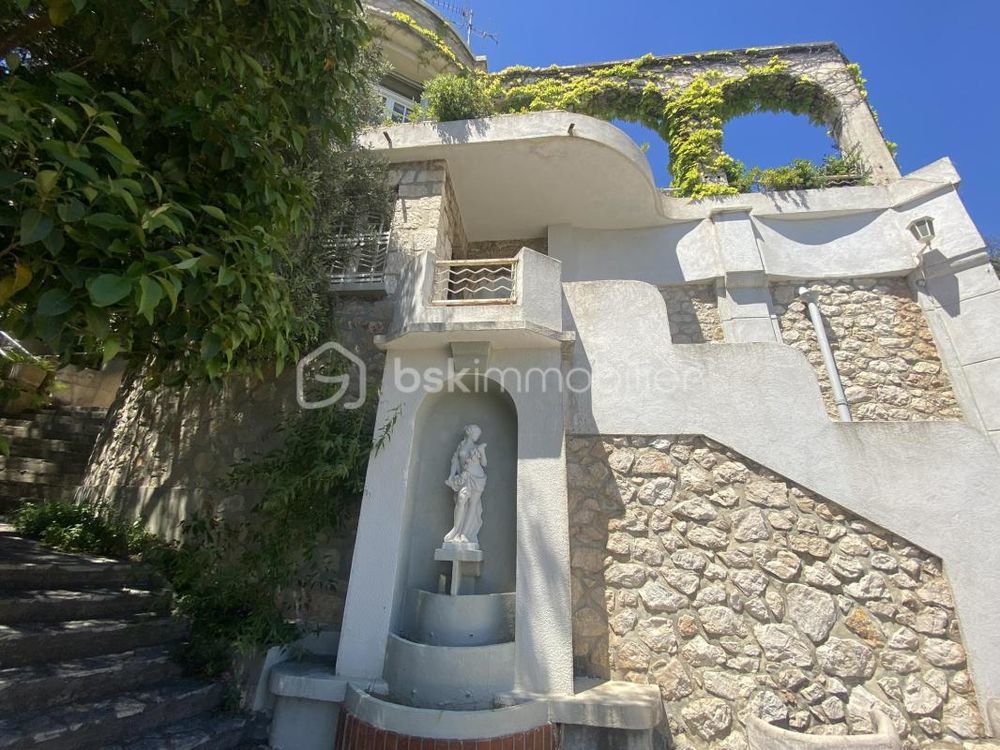 � vendre  Propri�t�/ch�teau Toulon (83200)