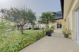  Maison � vendre 8 pi�ces 222 m�