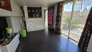  Immeuble � vendre 15 + pi�ces 980 m�