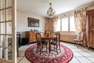  Maison � vendre 8 pi�ces 226 m�