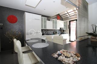  Maison � vendre 7 pi�ces 205 m�