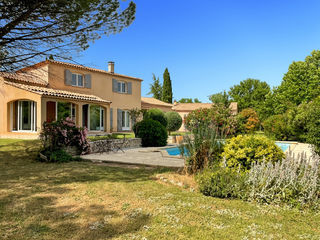  Maison � vendre 5 pi�ces 210 m�