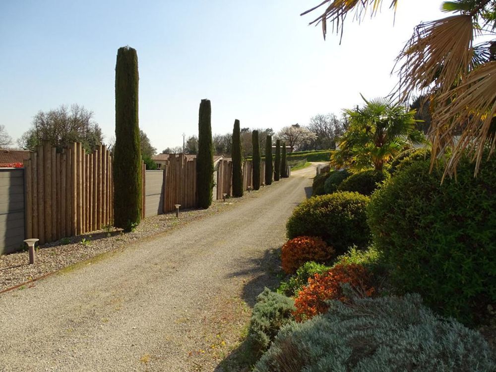 � vendre  Villa Sainte-Nathal�ne (24200)