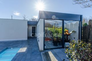  Maison � vendre 8 pi�ces 228 m�