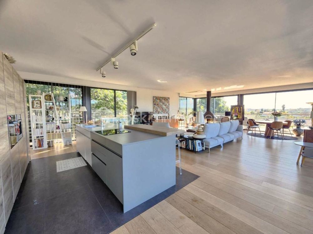 � vendre  Maison P�zenas (34120)