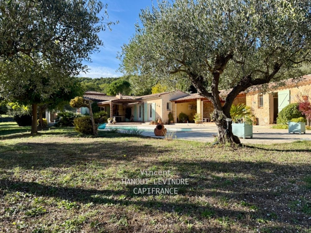 � vendre  Maison Salernes (83690)
