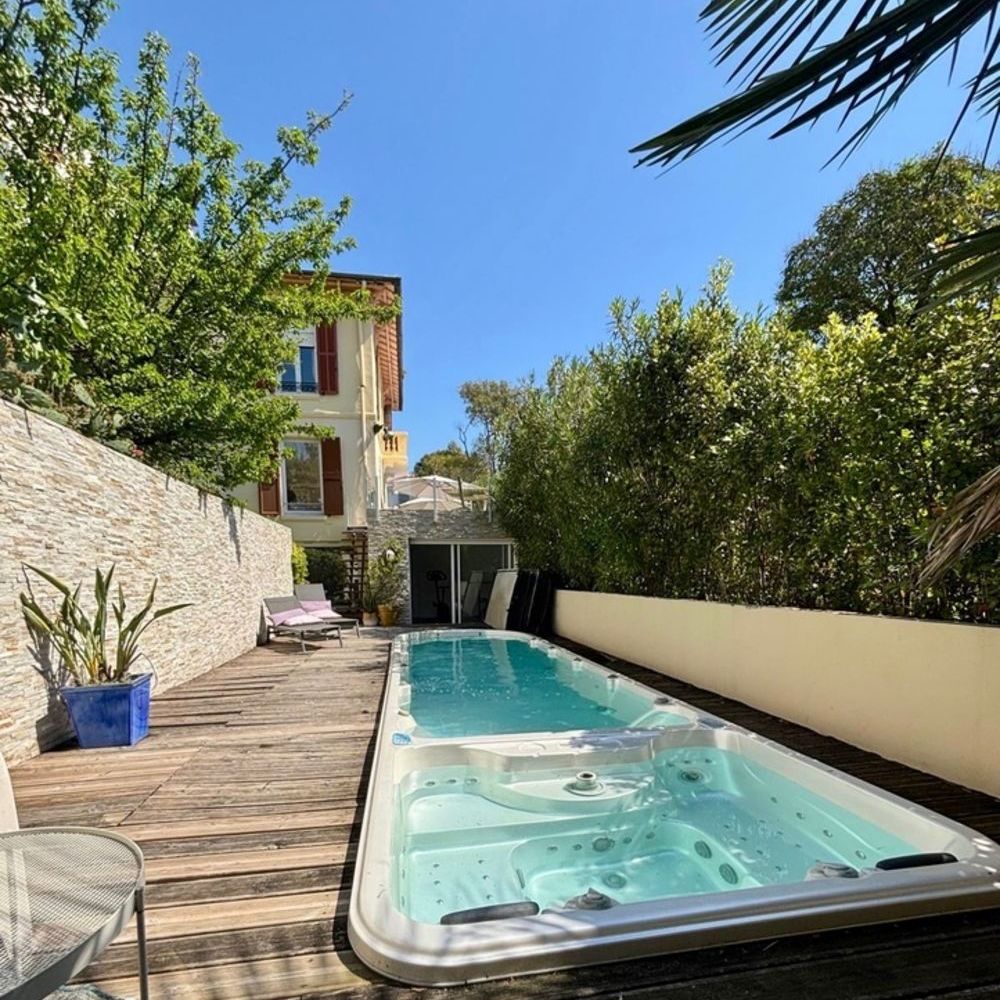 � vendre  Appartement Antibes (06600)