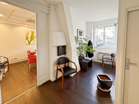 bureaux sur cour 2844 75017 Paris