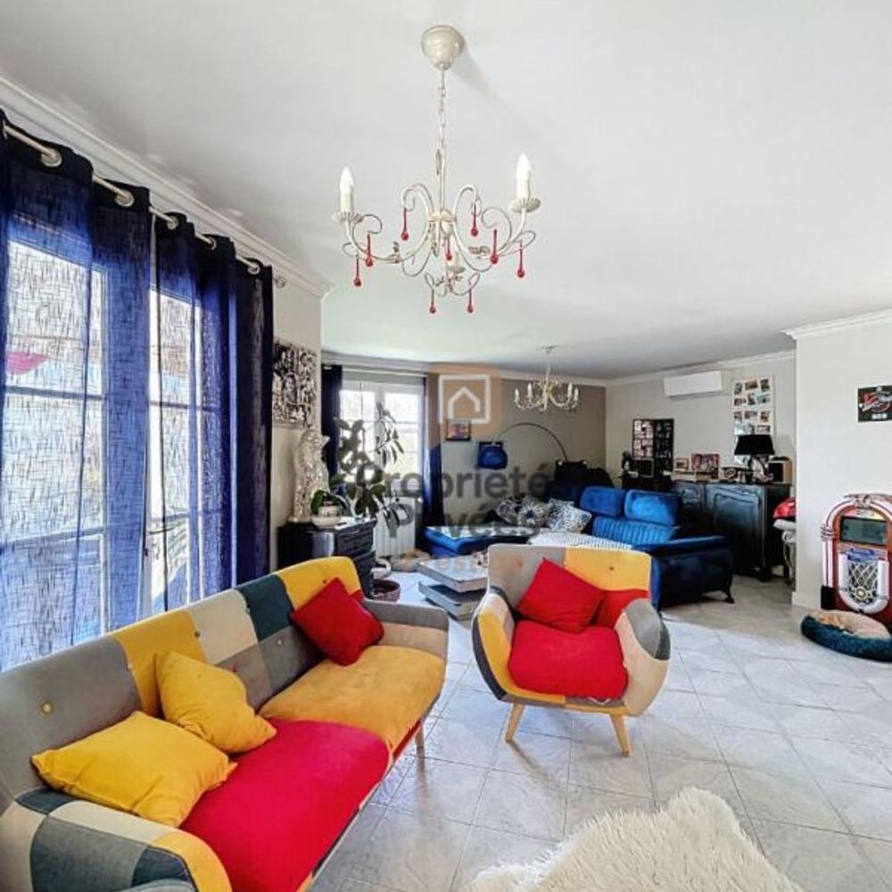 � vendre  Villa Saint-Maximin-la-Sainte-Baume (83470)