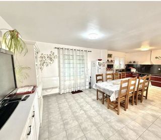  Propri�t�/ch�teau � vendre 5 pi�ces 106 m�