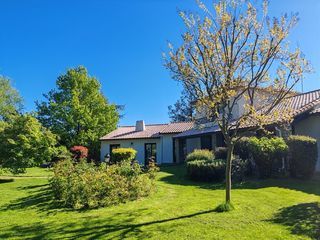  Propri�t�/ch�teau � vendre 12 pi�ces 334 m�