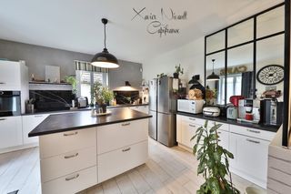  Maison � vendre 6 pi�ces 195 m�