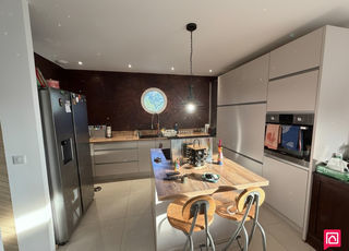  Maison � vendre 6 pi�ces 165 m�