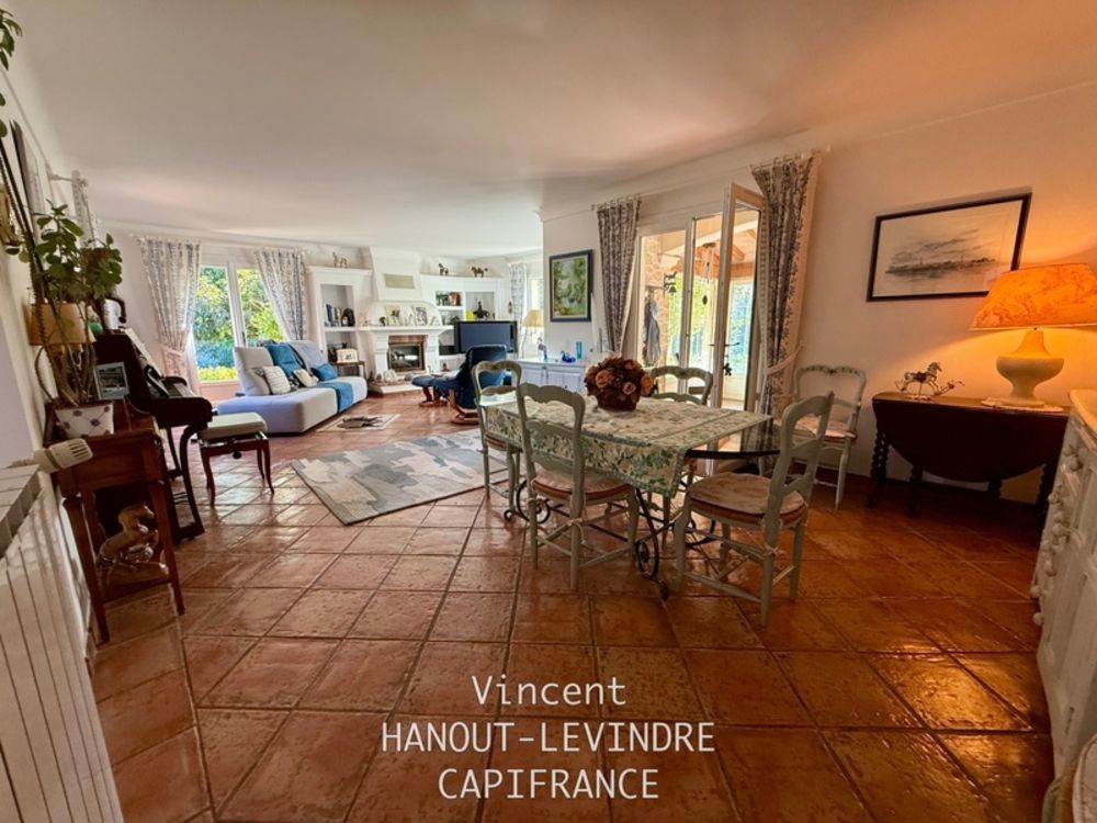 � vendre  Maison Salernes (83690)