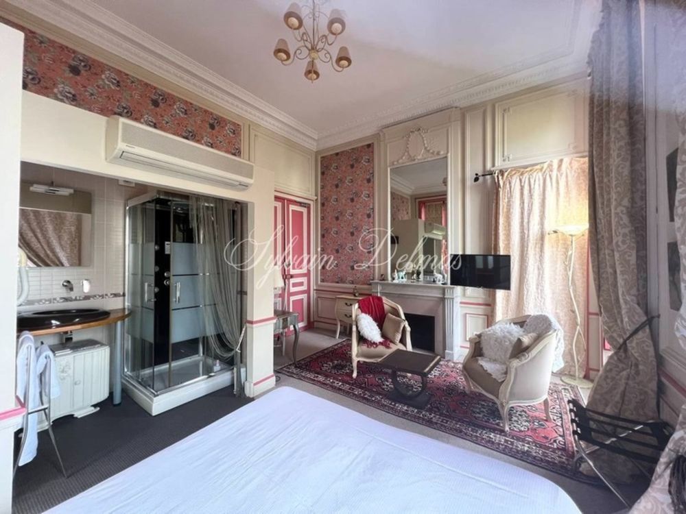 � vendre  Propri�t�/ch�teau Poitiers (86000)