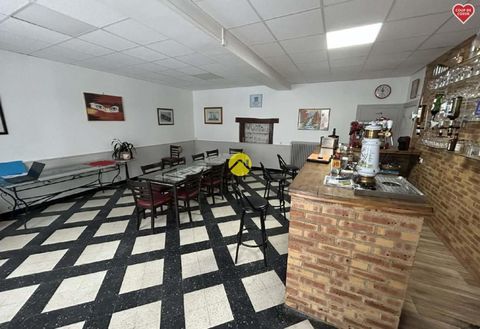   Maison + BAR (licence IV) + Parking Maison - 6 pi�ce(s) - 188 m�