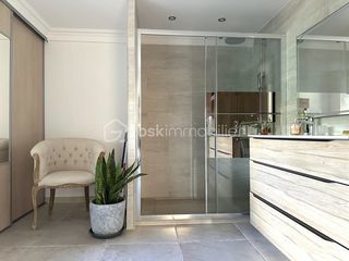  Maison � vendre 9 pi�ces 215 m�