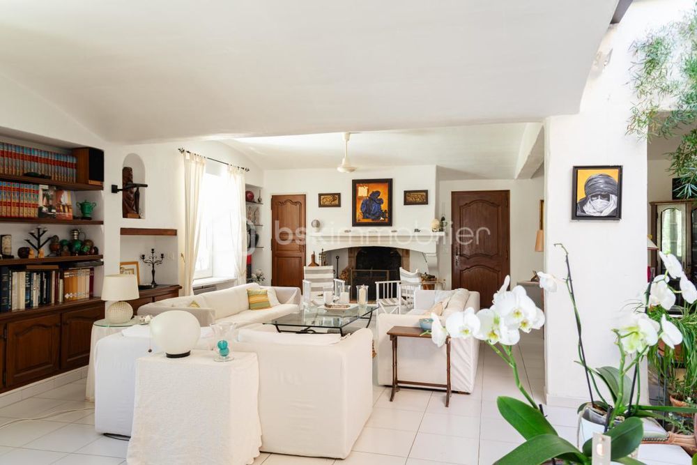 � vendre  Propri�t�/ch�teau Lauris (84360)