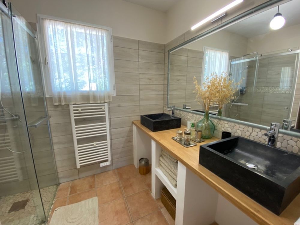 � vendre  Maison Uz�s (30700)