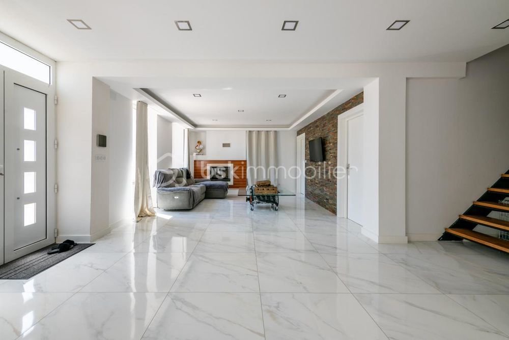 � vendre  Propri�t�/ch�teau Migennes (89400)