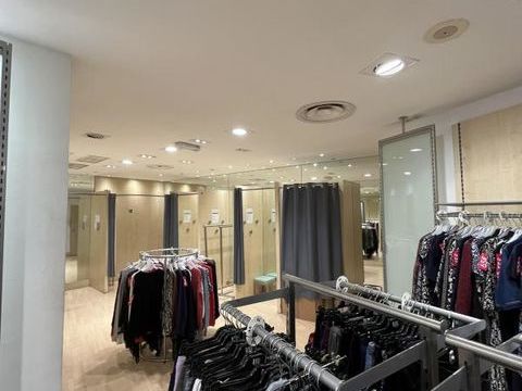 LOCAL COMMERCIAL - CENTRE VILLE RODEZ 3350 12000 Rodez