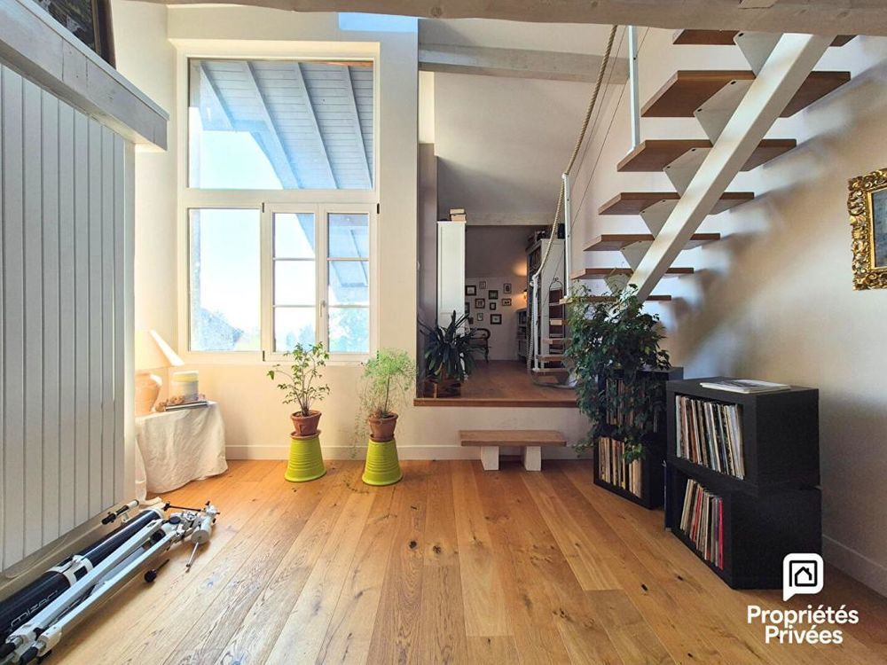 � vendre  Maison Collonges (01550)