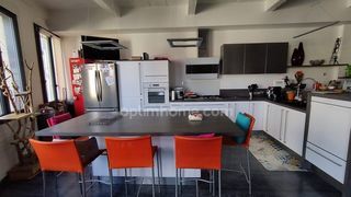  Maison � vendre 8 pi�ces 323 m�